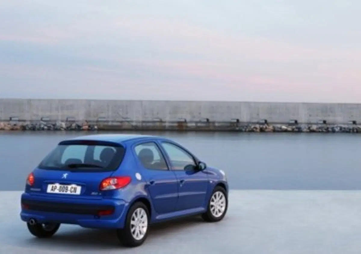 Peugeot: dalla 205 alla 208. Ma che fine ha fatto la 209? (15)