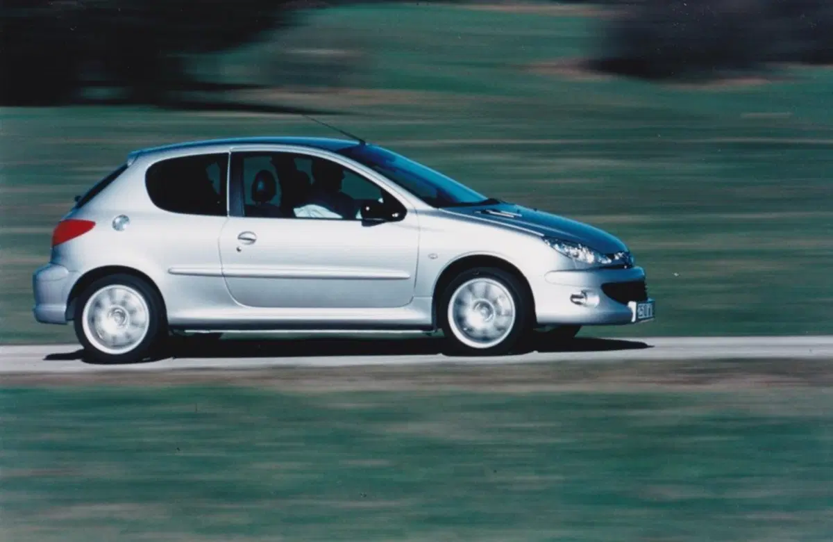 Peugeot: dalla 205 alla 208. Ma che fine ha fatto la 209? (10)
