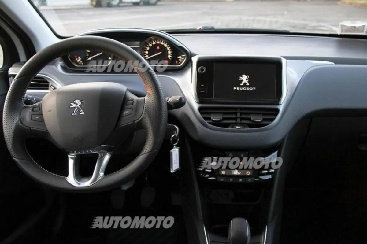 Peugeot: dalla 205 alla 208. Ma che fine ha fatto la 209? (28)