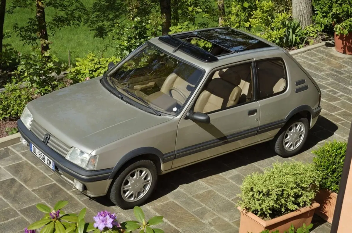 Peugeot: dalla 205 alla 208. Ma che fine ha fatto la 209? (6)