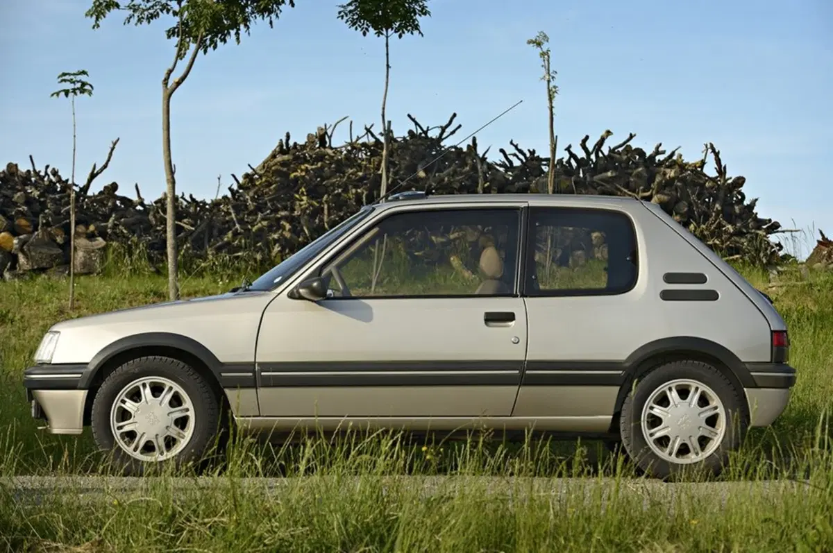 Peugeot: dalla 205 alla 208. Ma che fine ha fatto la 209? (4)