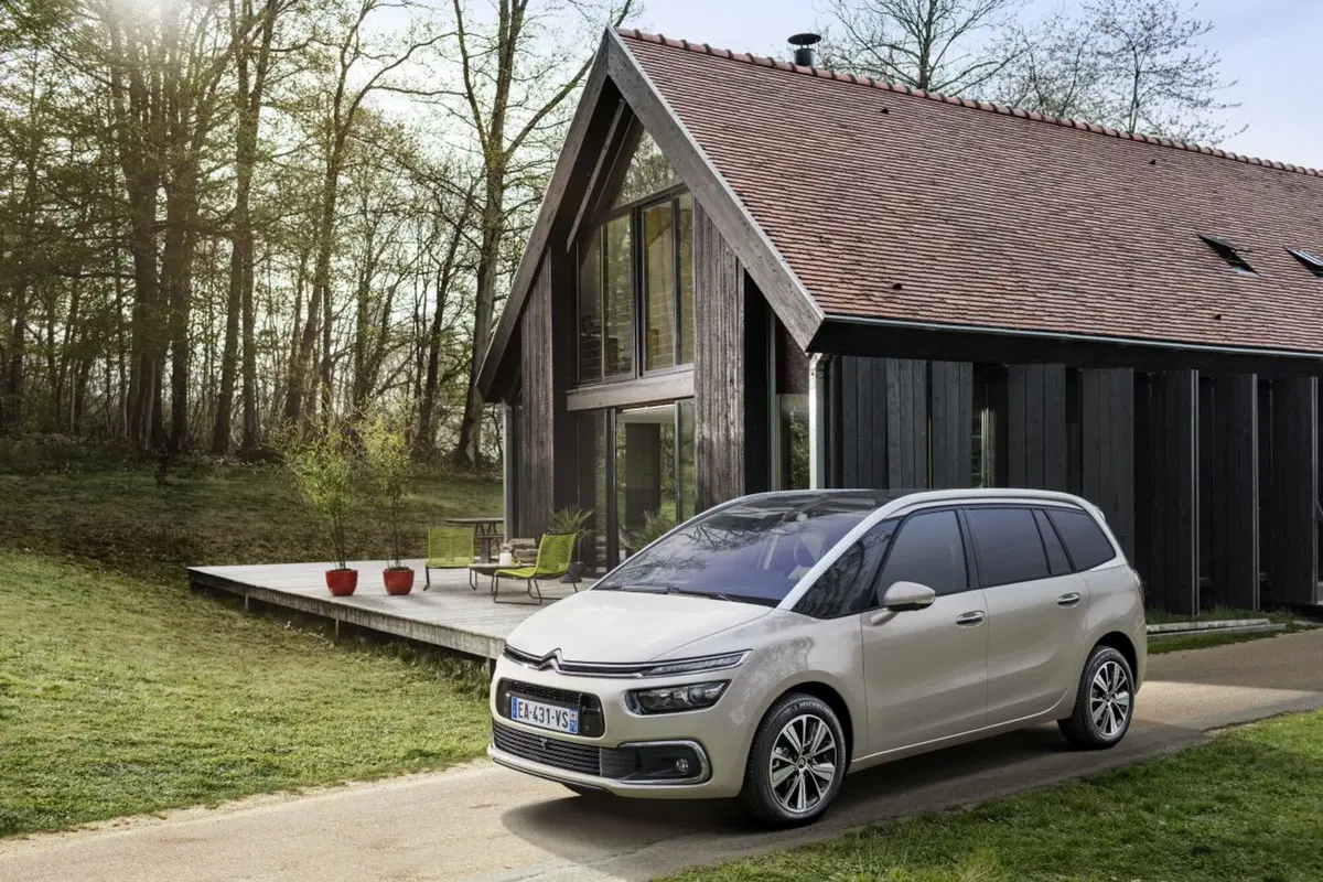 Citroen C4 Picasso, arriva il facelift (3)