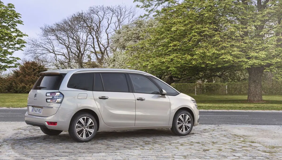 Citroen C4 Picasso, arriva il facelift (4)