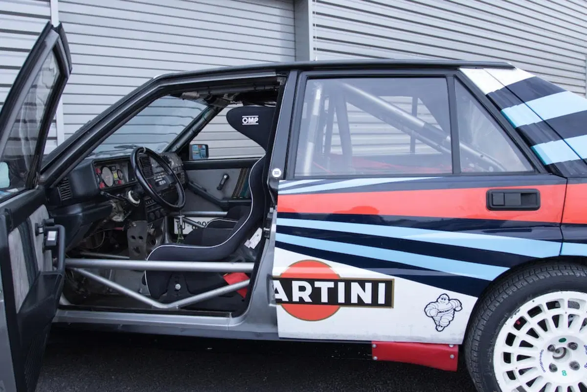 Lancia Delta HF Integrale 8V: all’asta quella di Markku Alén e Miki Biasion (9)