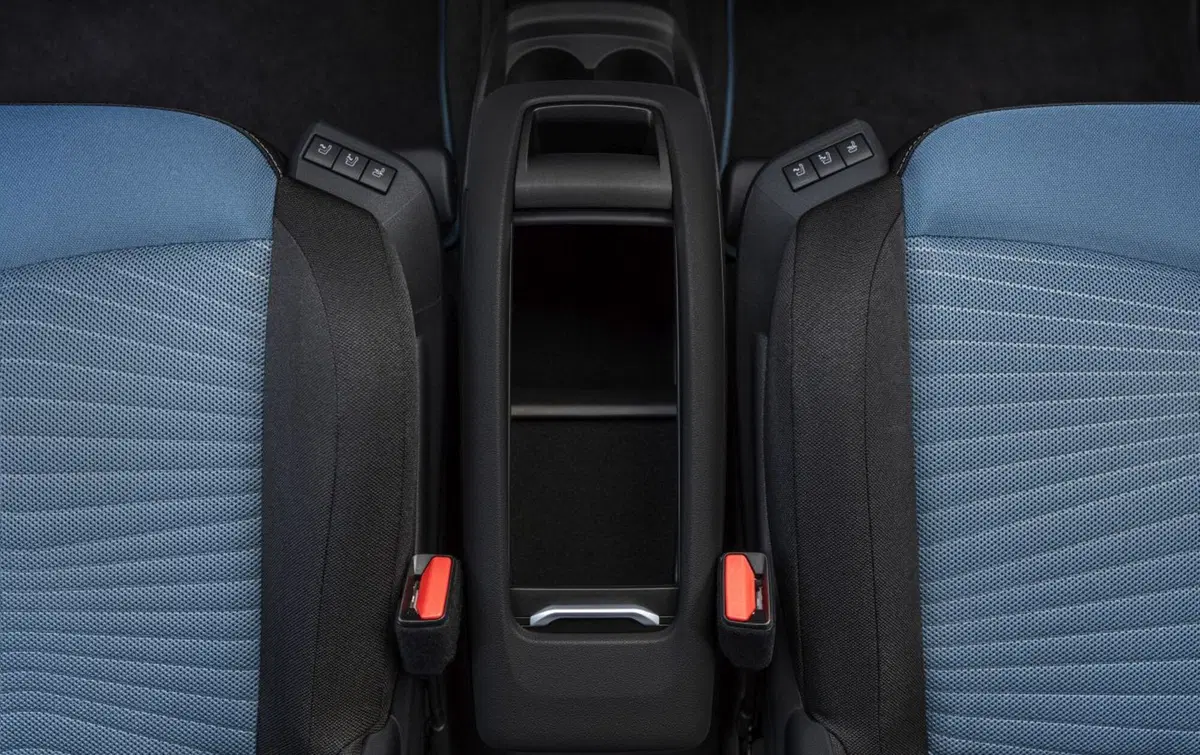 Citroen C4 Picasso, arriva il facelift (24)