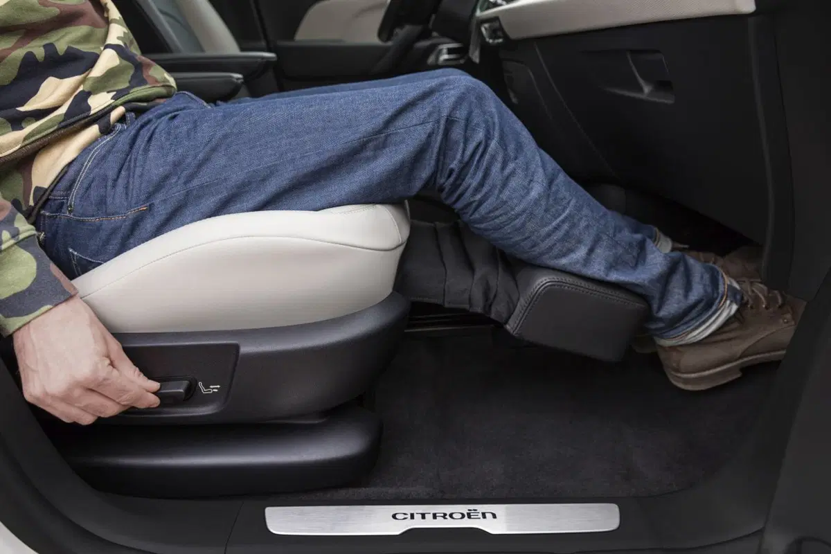 Citroen C4 Picasso, arriva il facelift (30)