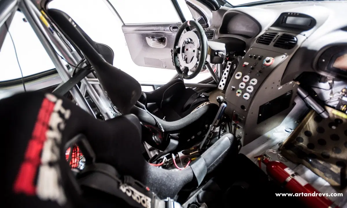 Peugeot 206 WRC, in vendita una ex Gronholm (16)