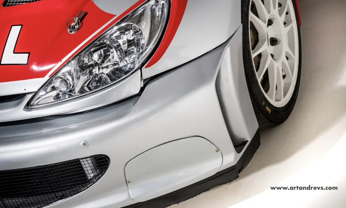 Peugeot 206 WRC, in vendita una ex Gronholm (20)