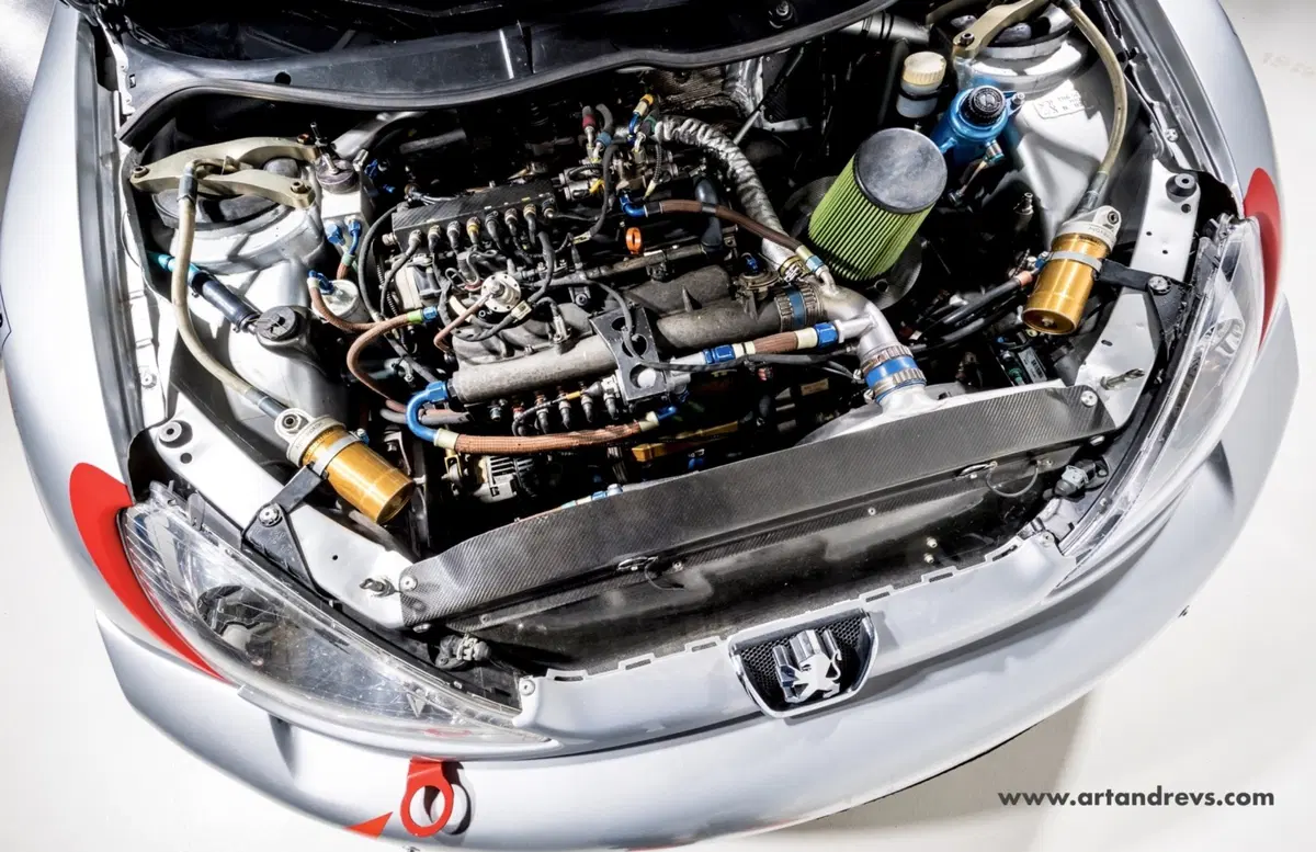 Peugeot 206 WRC, in vendita una ex Gronholm (26)