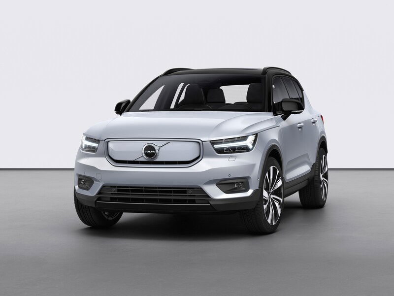 Volvo XC40 elettrica, i prezzi in Italia: si parte da 59.600 euro