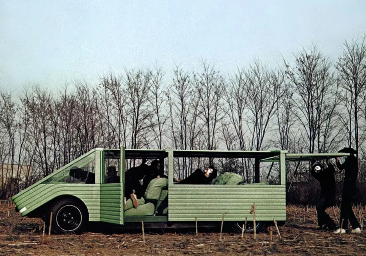 Kar-A-Sutra Citro&euml;n: l'auto hippy d'artista
