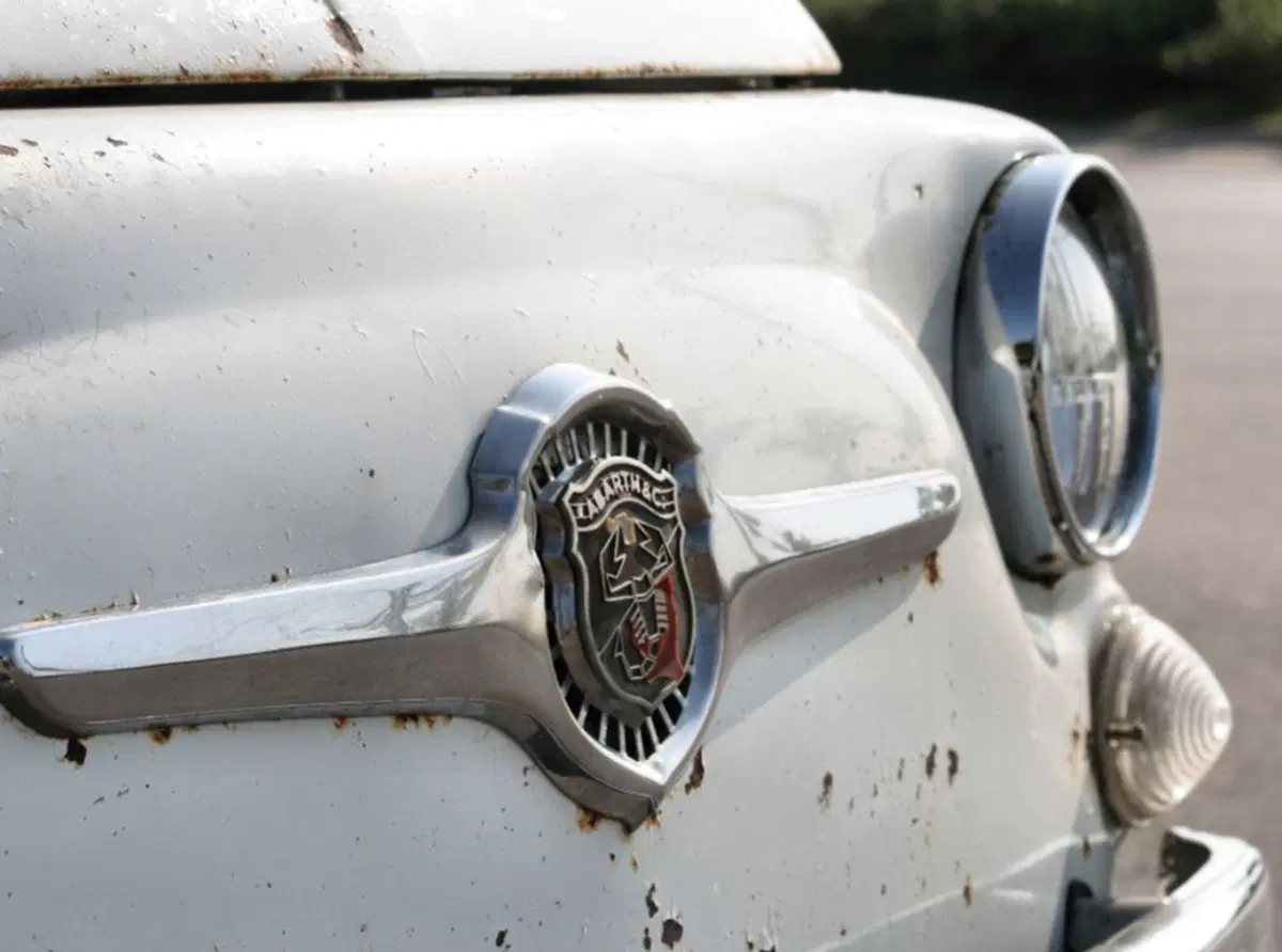 Quanto vale una Abarth 695 SS 100% original? Anche non perfetta più di 40K (4)