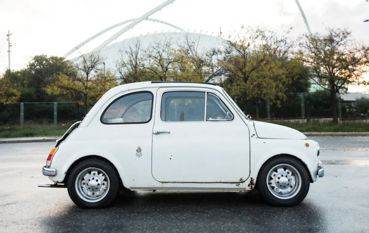 Quanto vale una Abarth 695 SS 100% original? Anche non perfetta più di 40K (3)