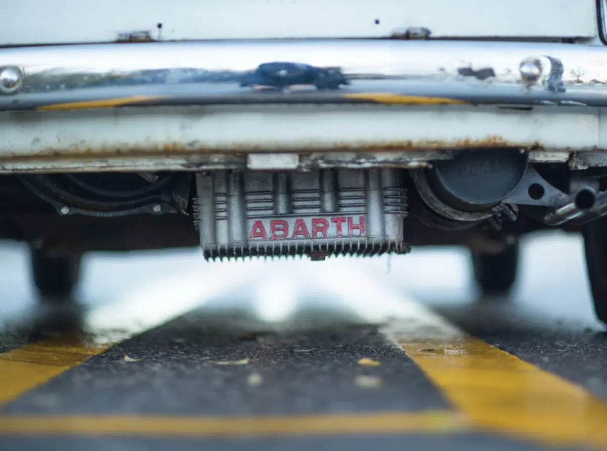Quanto vale una Abarth 695 SS 100% original? Anche non perfetta più di 40K (14)