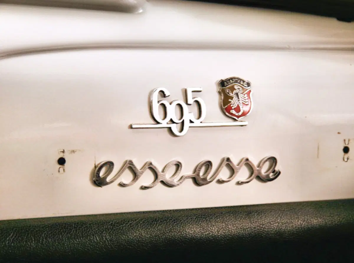 Quanto vale una Abarth 695 SS 100% original? Anche non perfetta più di 40K (6)