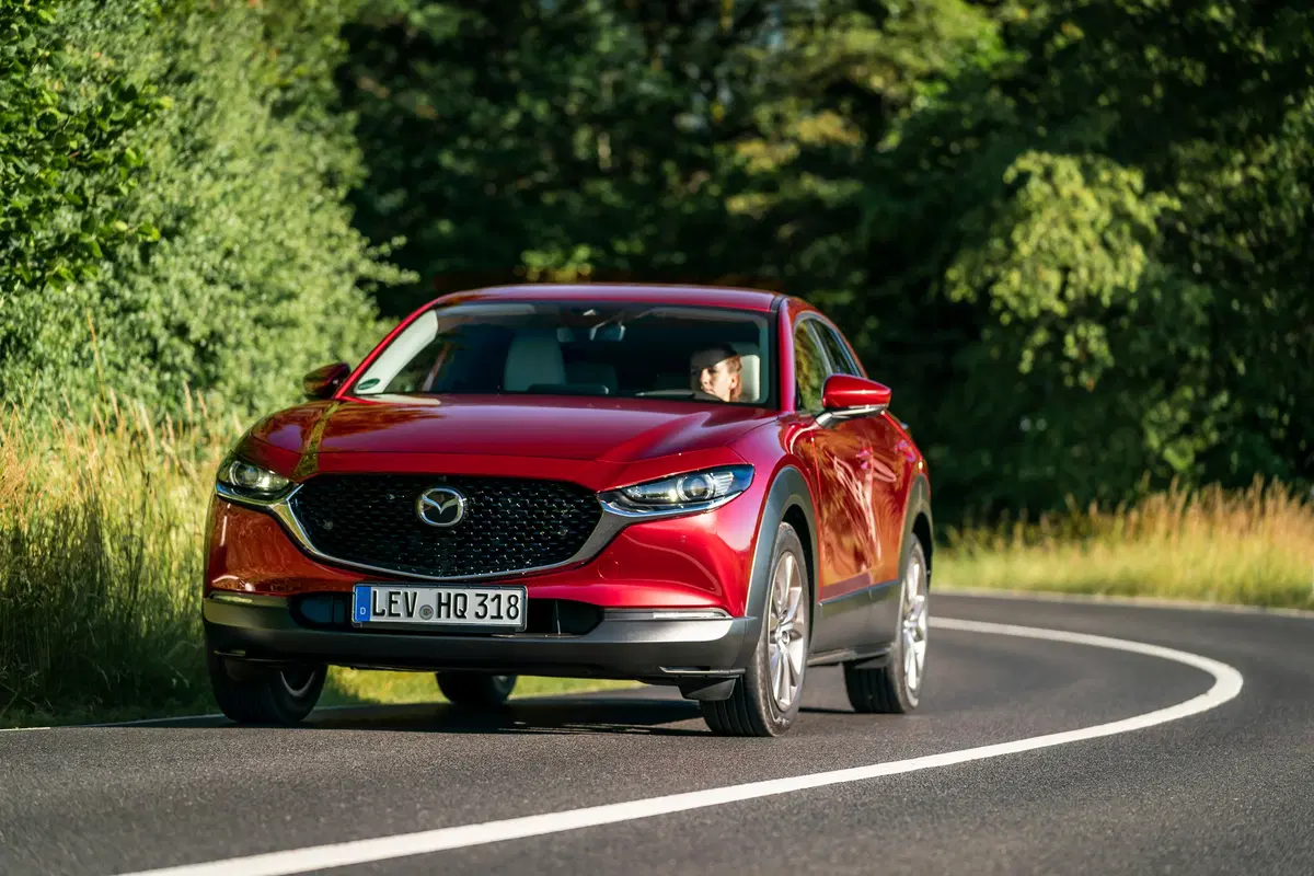 Mazda CX-30, arriva il mild-hybrid da 150 CV (11)