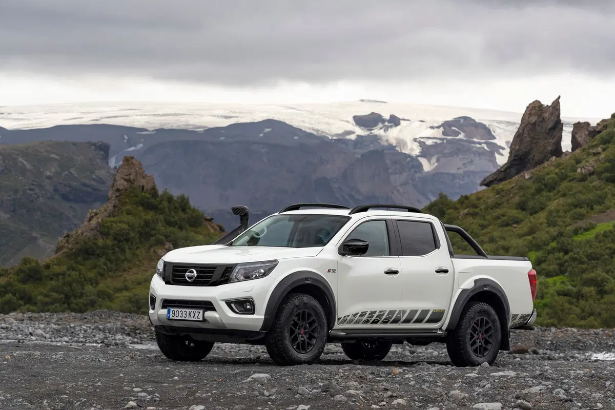 Nuovo Nissan Navara Off-roader AT32, pronto a tutto (4)
