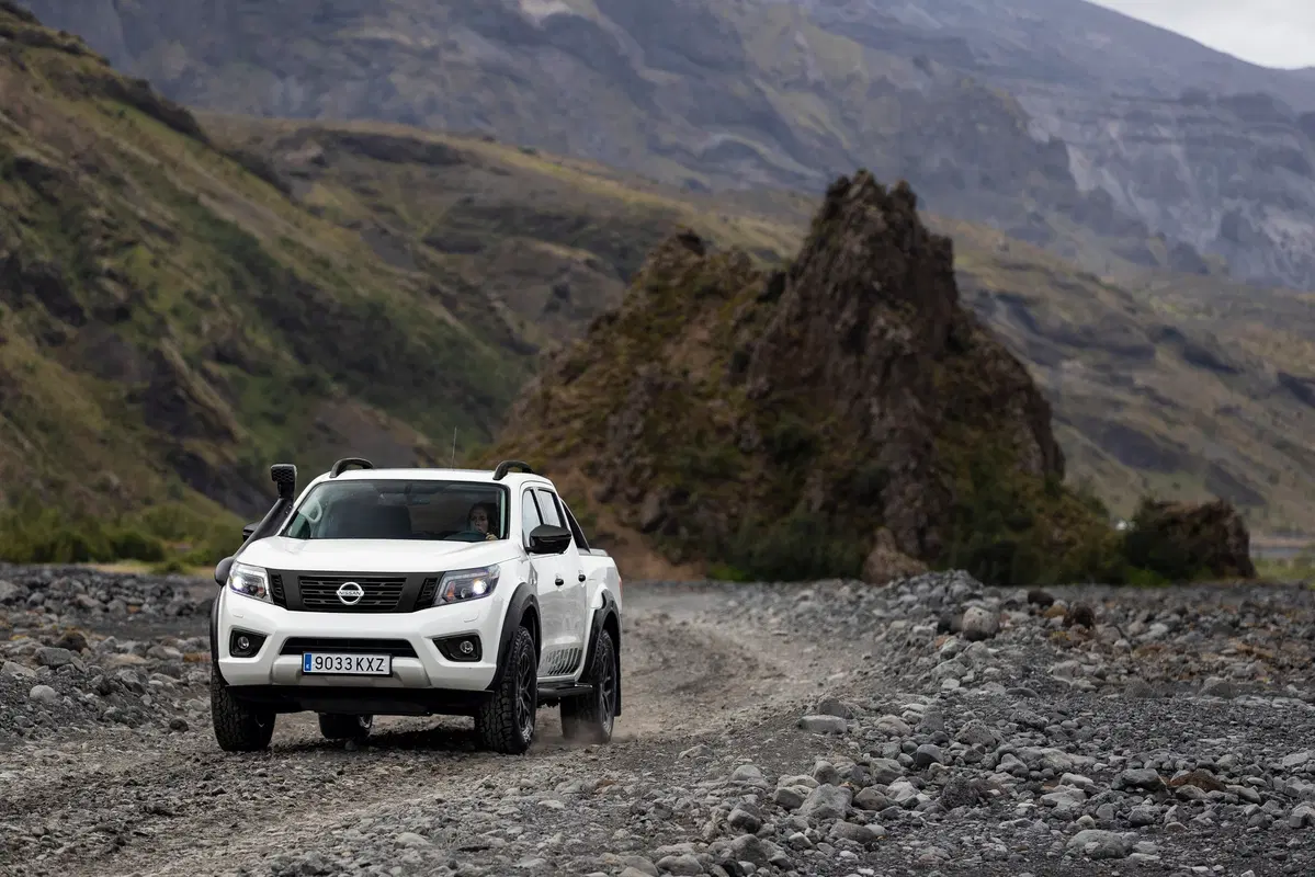 Nuovo Nissan Navara Off-roader AT32, pronto a tutto (5)