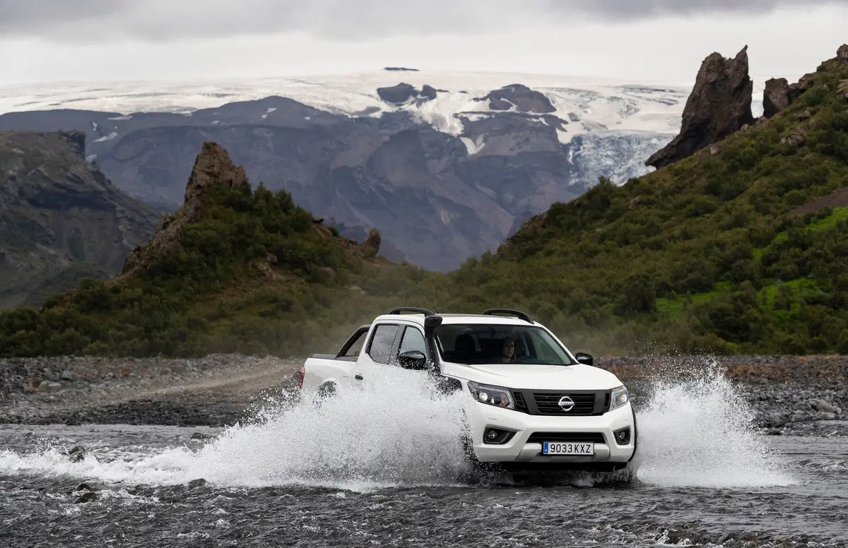 Nuovo Nissan Navara Off-roader AT32, pronto a tutto (6)