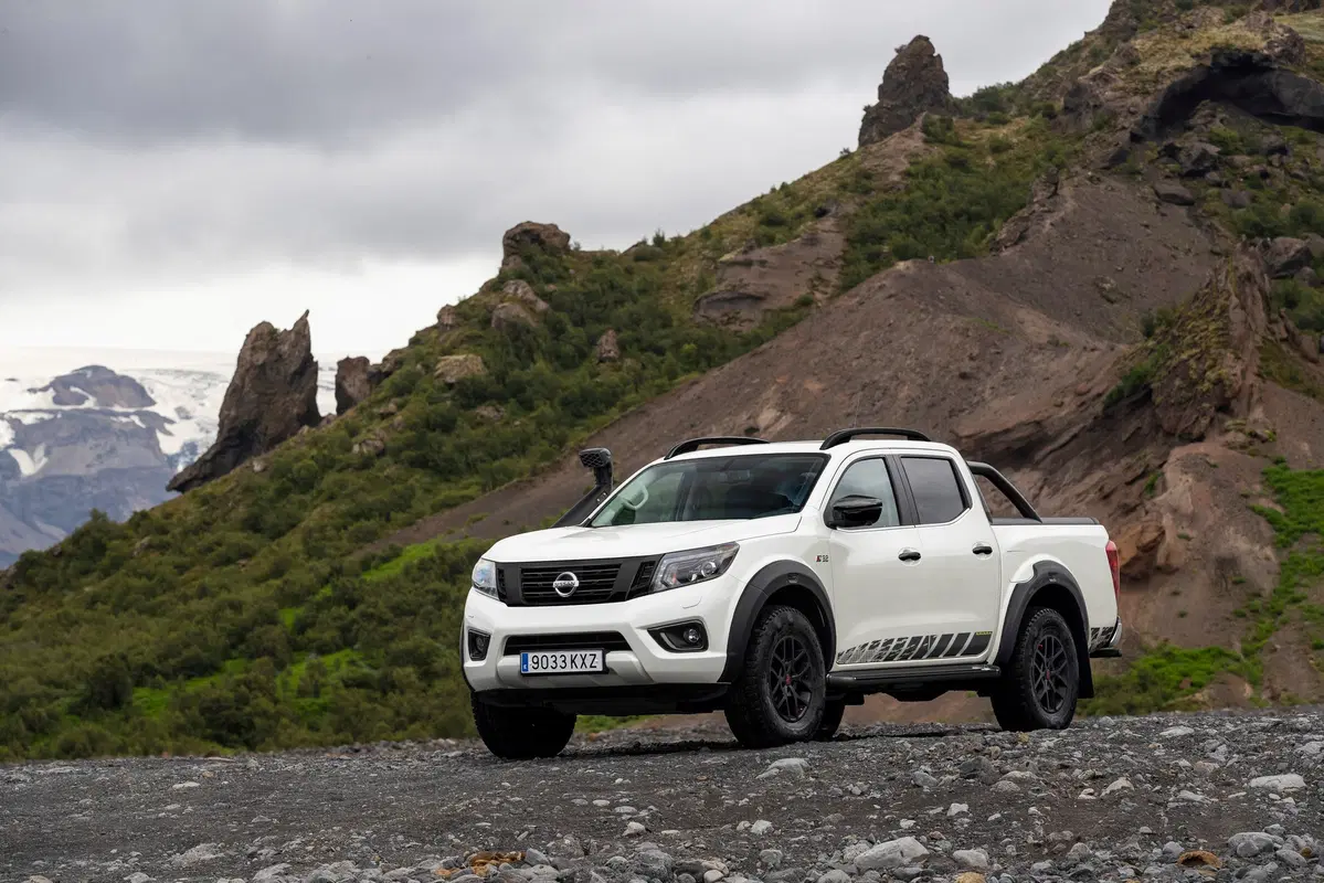 Nuovo Nissan Navara Off-roader AT32, pronto a tutto (7)