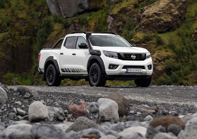 Nuovo Nissan Navara Off-roader AT32, pronto a tutto