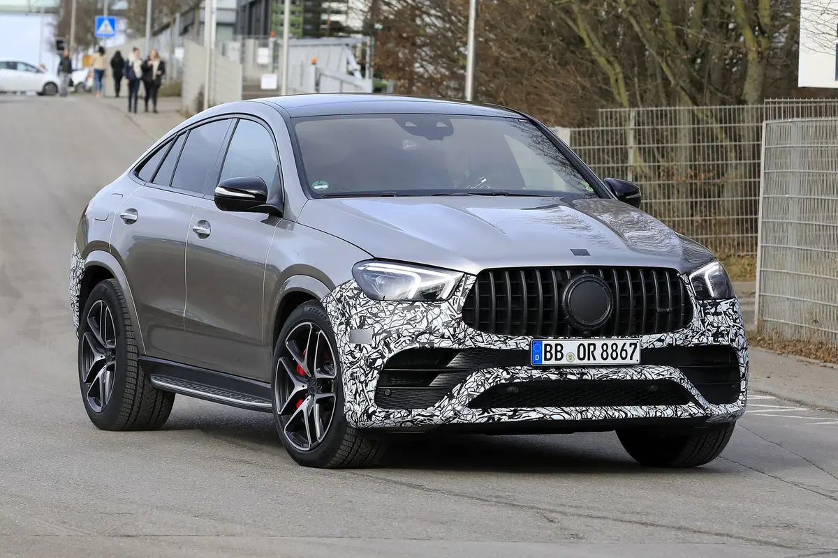 Mercedes-AMG GLE Coupé 63: 612 CV anche per il SUV sportivo? [Foto spia] (10)
