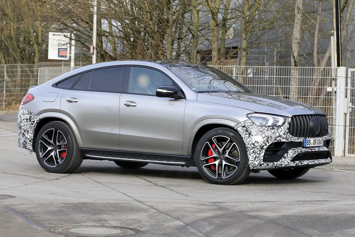 Mercedes-AMG GLE Coupé 63: 612 CV anche per il SUV sportivo? [Foto spia] (7)