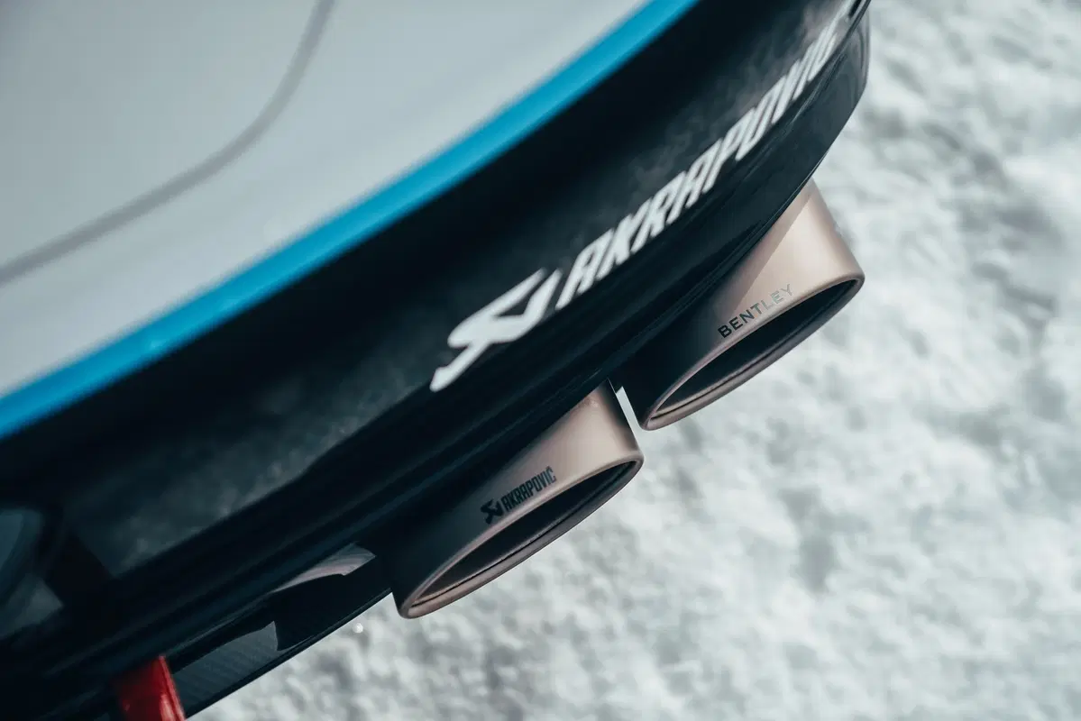 Bentley correrà la GP Ice Race 2020 con una Continental GT preparata (9)