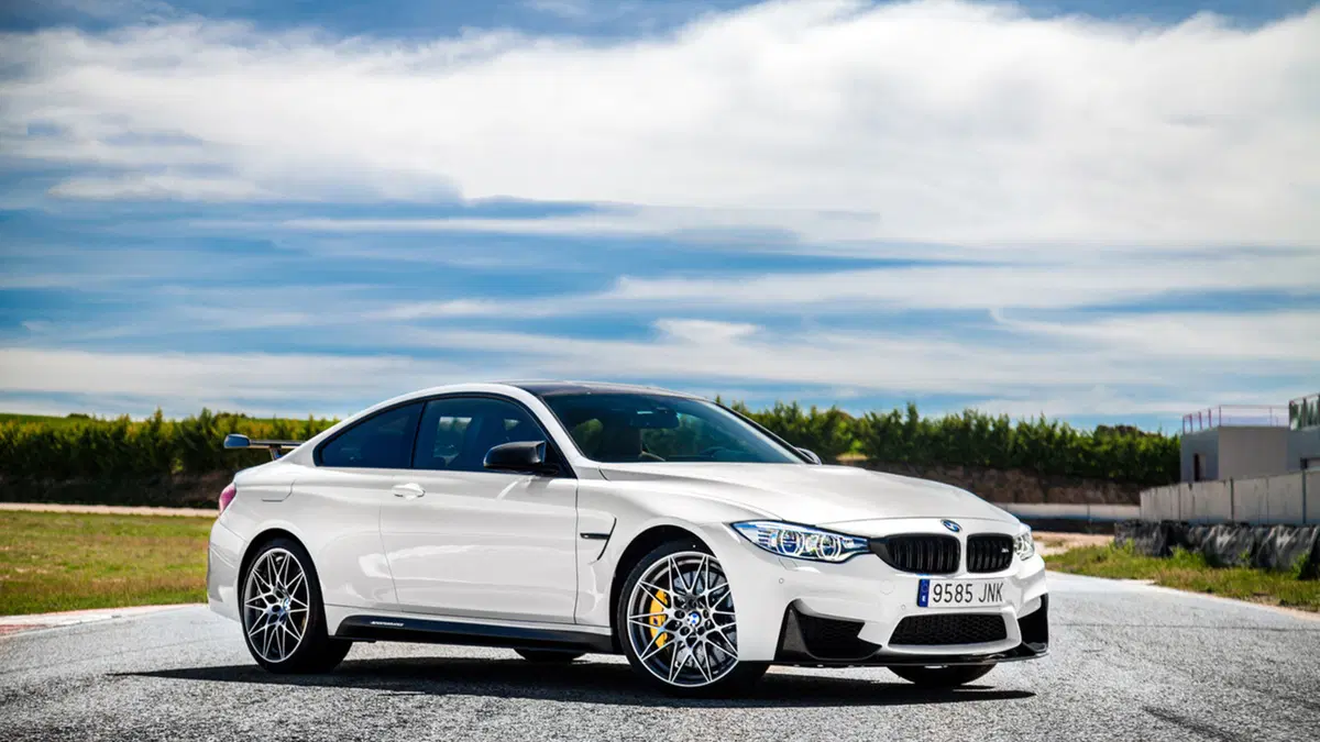 BMW M4 Competition Sport: esclusività spagnola (2)