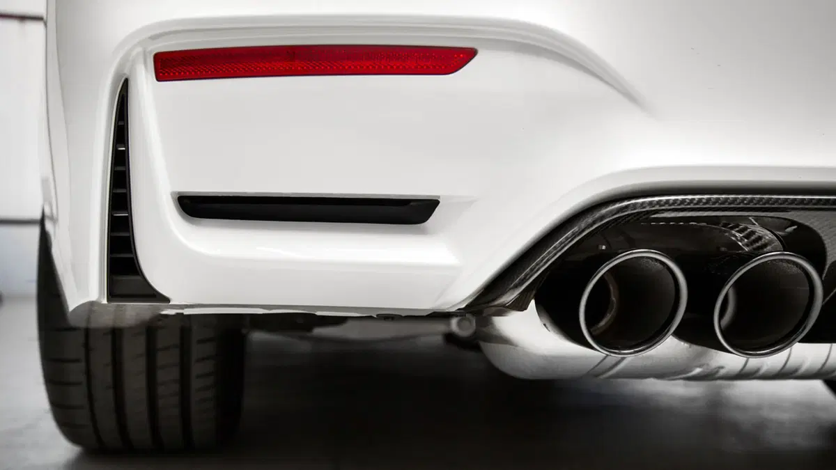 BMW M4 Competition Sport: esclusività spagnola (18)