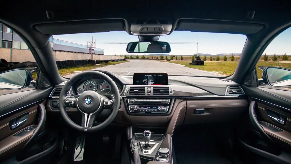 BMW M4 Competition Sport: esclusività spagnola (11)