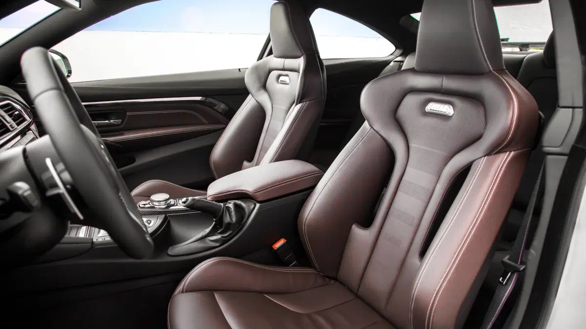 BMW M4 Competition Sport: esclusività spagnola (12)
