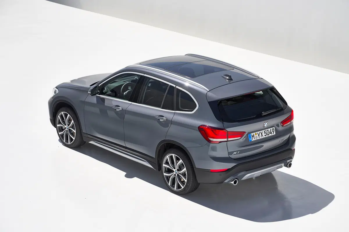 BMW X1 sDrive18i Advantage (6)