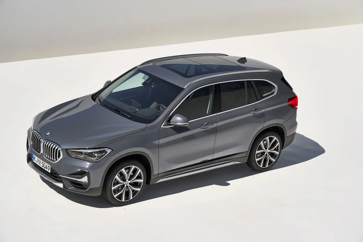 BMW X1 sDrive18i Advantage (7)