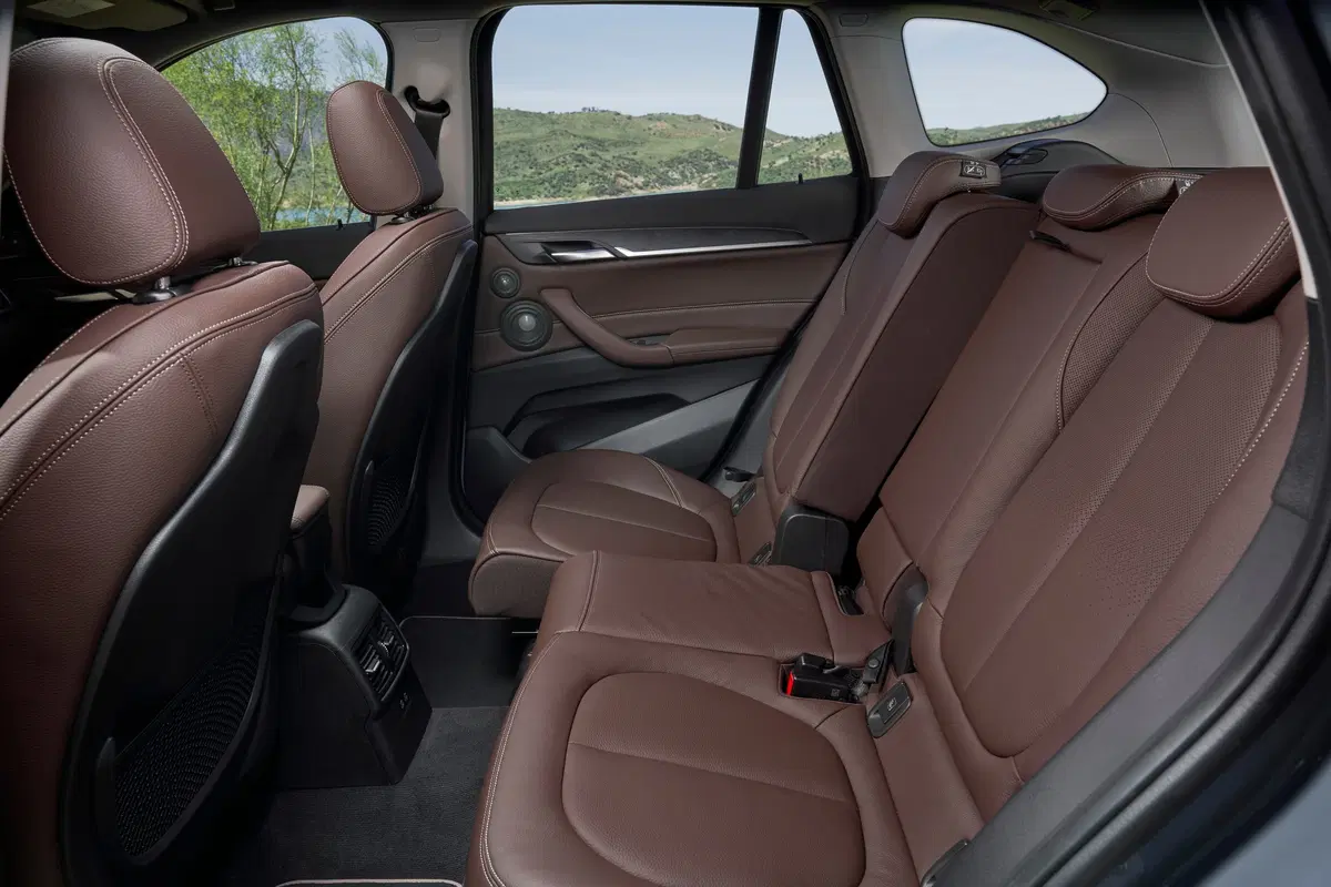 BMW X1 sDrive18i Advantage (13)