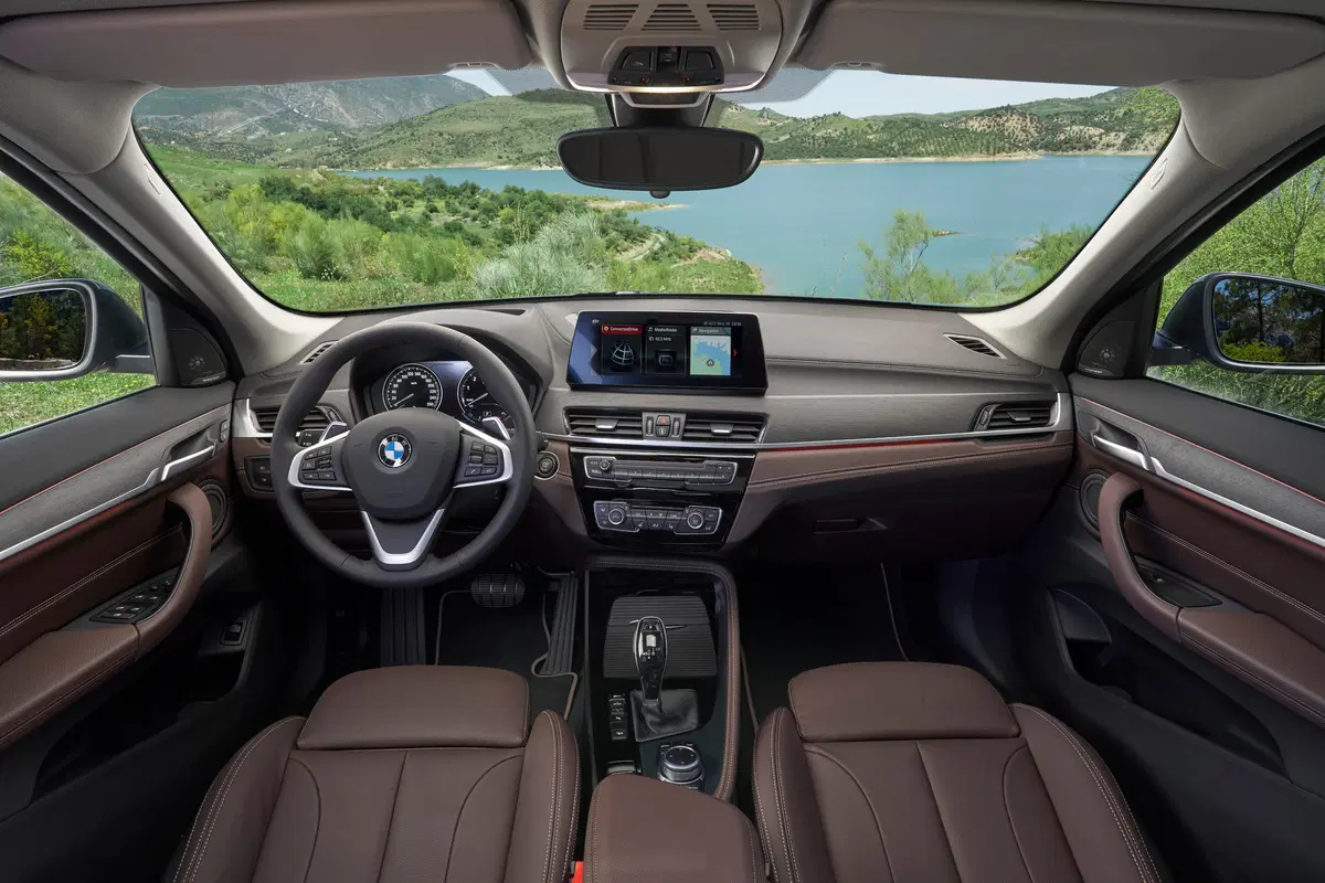 BMW X1 sDrive18i Advantage (18)