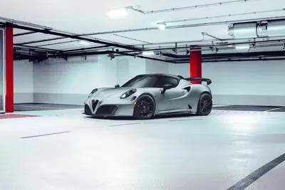 Pogea Racing Nemesis 001, la 4C legale da 410CV!