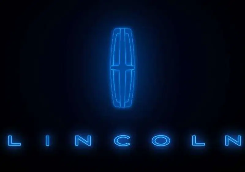 Ford: una Lincoln elettrica in collaborazione con Rivian