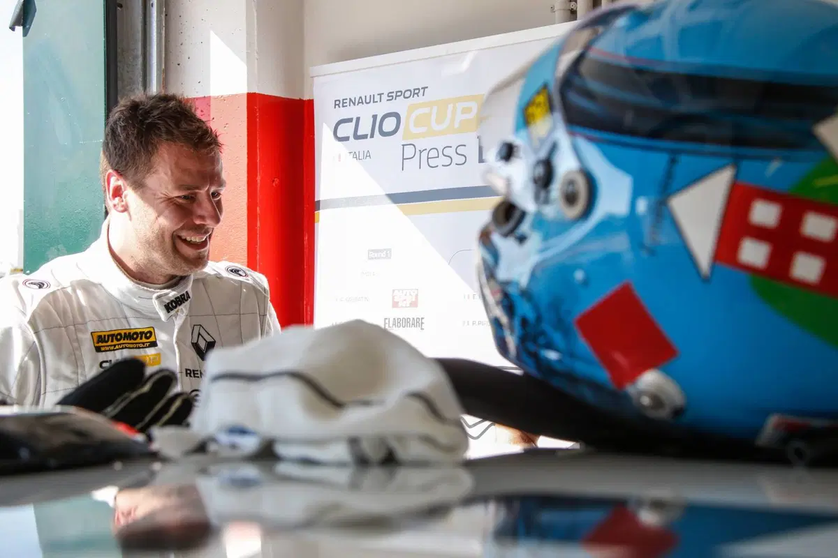 Clio Cup 2016, Misano: #Masterpilot 4° in gara 1! (2)