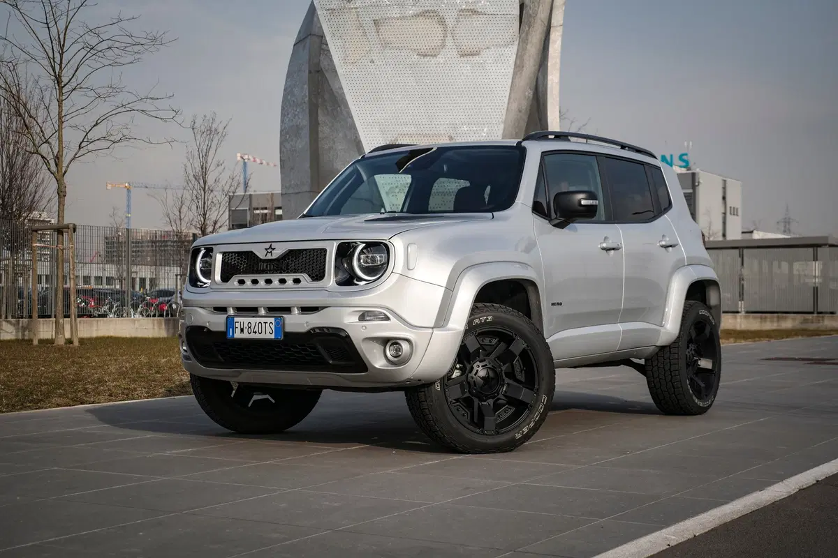 Militem Hero vs Jeep Renegade: 10 motivi per scegliere uno (o l'altro) [Video]