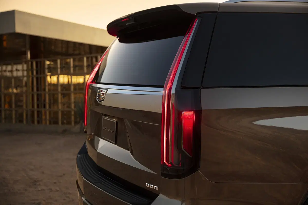 Cadillac Escalade 2020: per la prima volta anche diesel! (4)