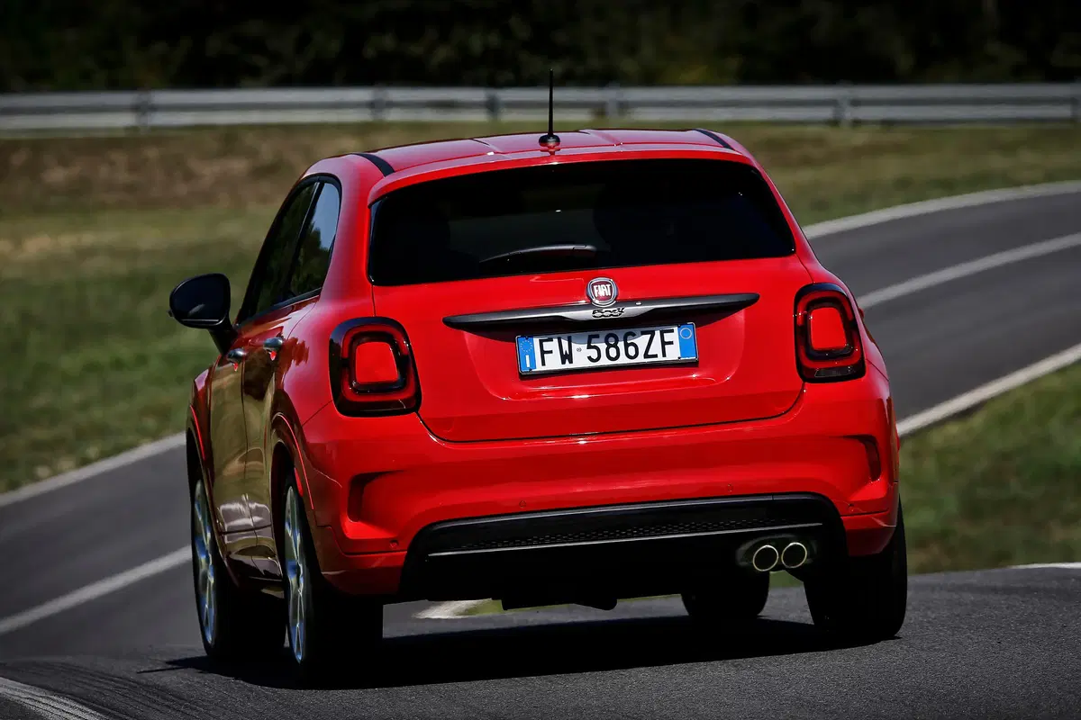 Fiat 500X 1.6 MultiJet 120 CV DCT S-Design City (5)