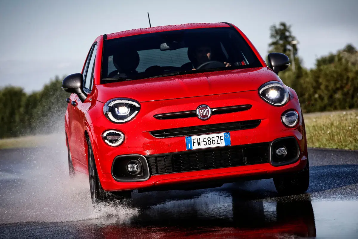 Fiat 500X 1.6 MultiJet 120 CV DCT S-Design City (3)