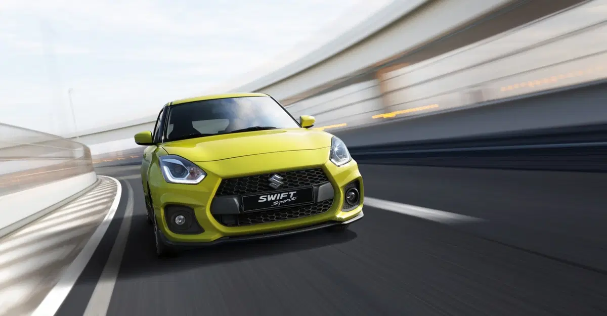 La Suzuki Swift Sport diventa ibrida: 130 CV e boost elettrico (16)