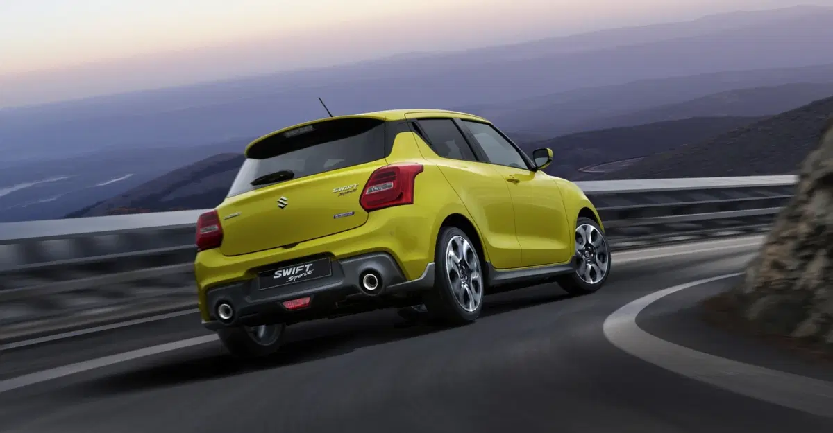 La Suzuki Swift Sport diventa ibrida: 130 CV e boost elettrico (2)