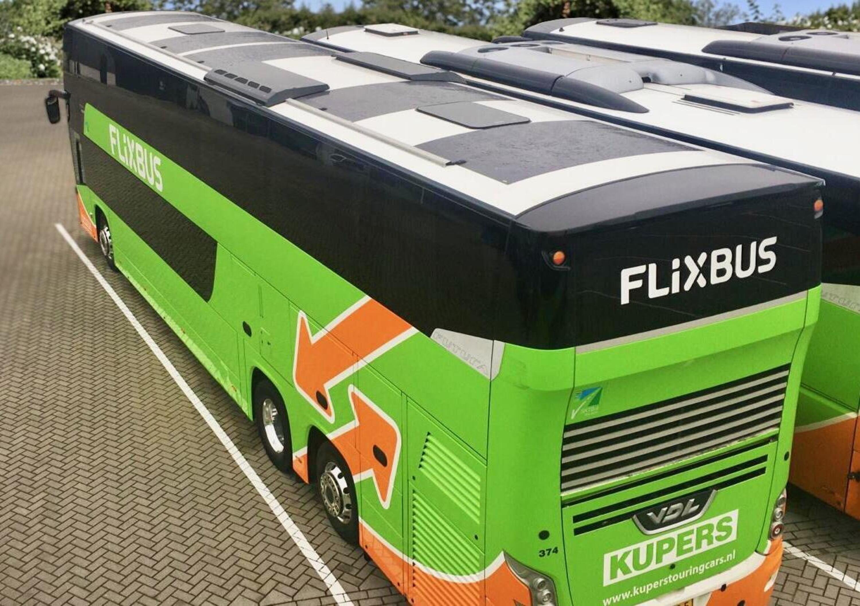 FlixBus: arrivano i pannelli solari sul tetto