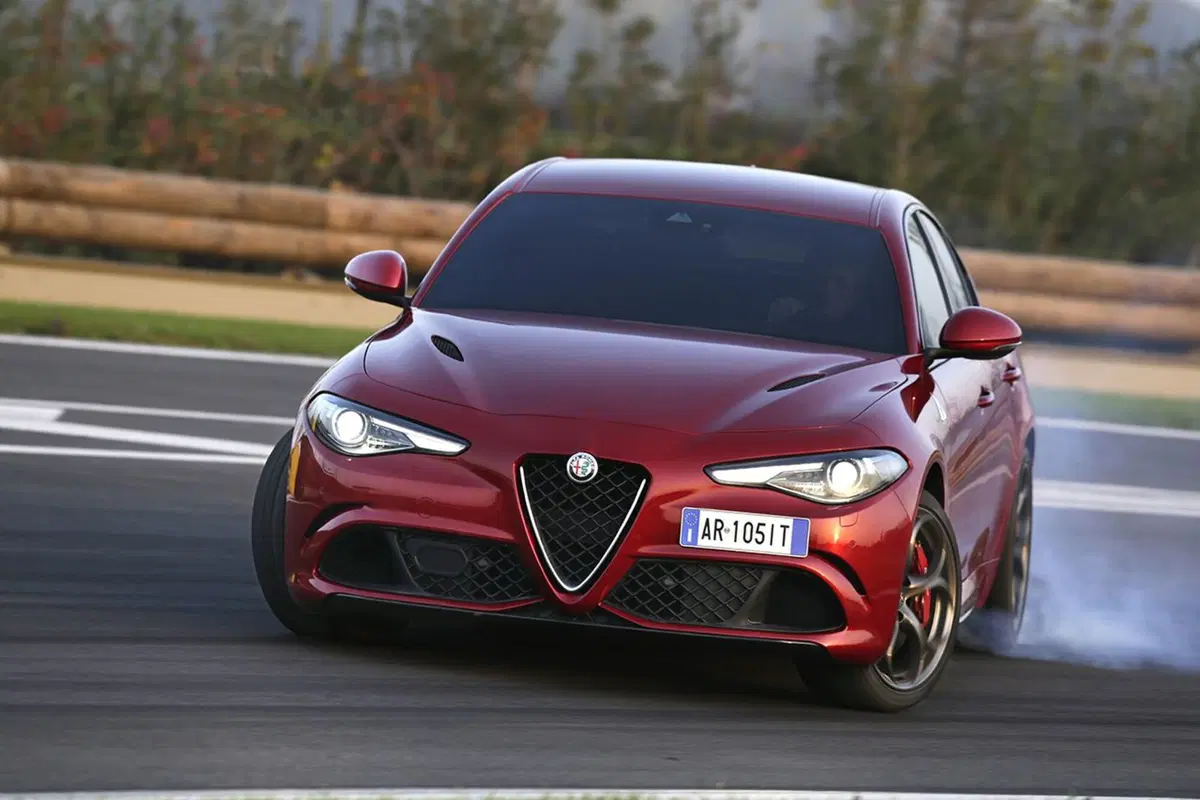 Alfa Romeo Giulia Quadrifoglio [Video Prime Impressioni] (2)