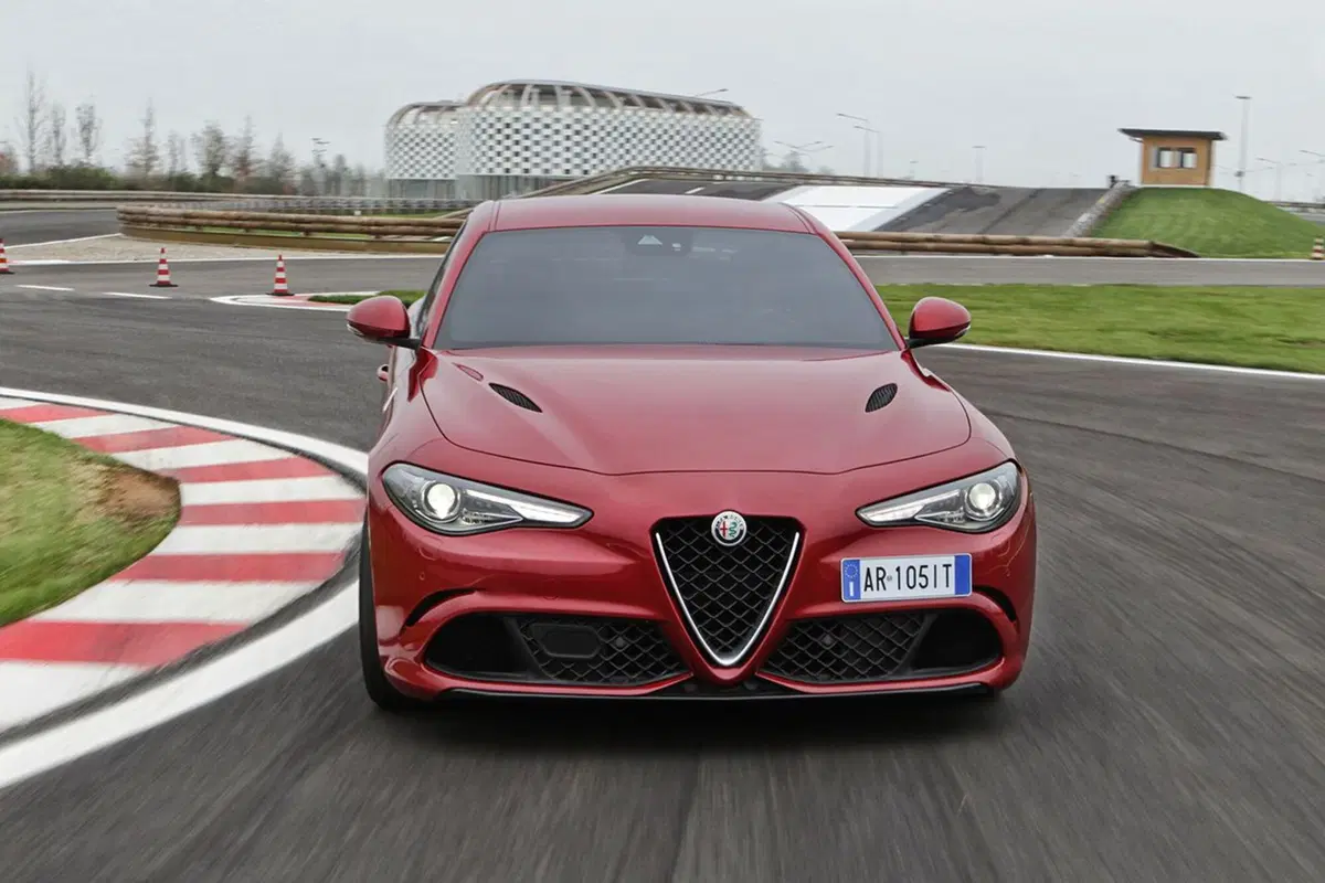 Alfa Romeo Giulia Quadrifoglio [Video Prime Impressioni] (5)