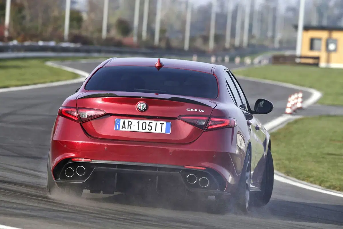 Alfa Romeo Giulia Quadrifoglio [Video Prime Impressioni] (26)