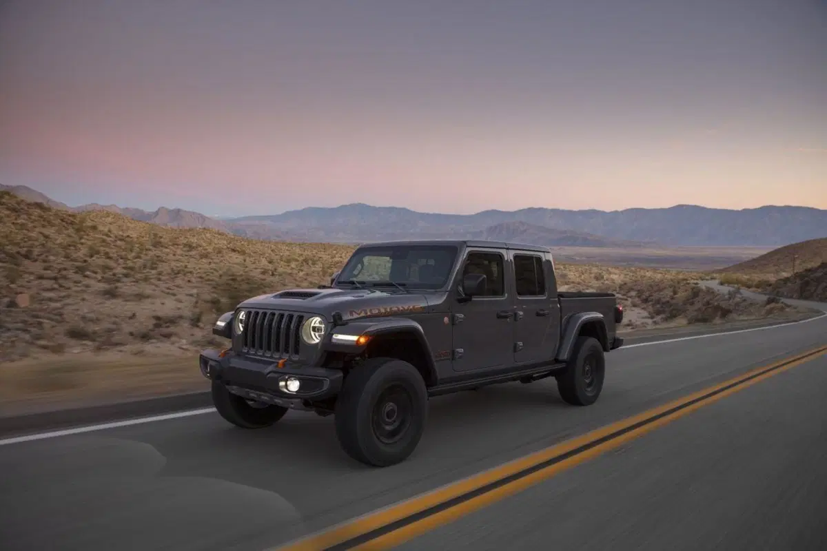 Jeep Gladiator Mojave, la pick-up si fa estrema (7)